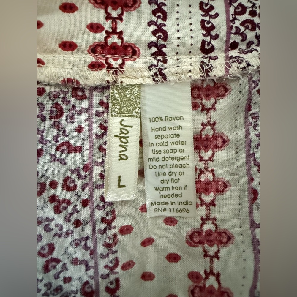 Japna Red and Cream Patterned Tie Blouse size L - Picture 5 of 5